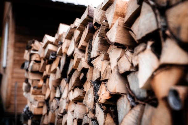 Top 5 endroits pour acheter du bois de chauffage sec en Île-de-France